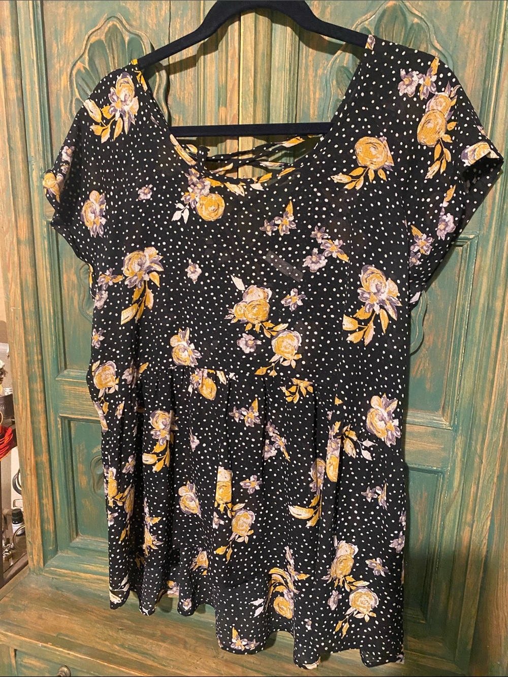 Xhilaration Black Short-Sleeve Tunic with Yellow Floral & White Polka Dot Print